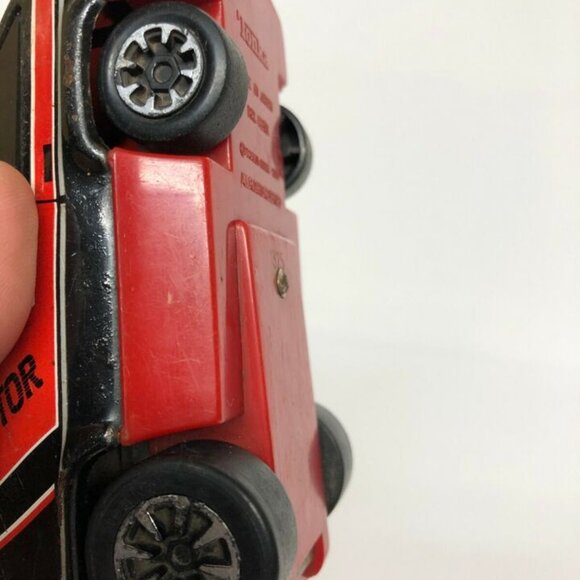 Vintage Tonka Friction Car Toy Vector Futuristic Van 1984 - Used - Broken - ASIS - Picture 8 of 9
